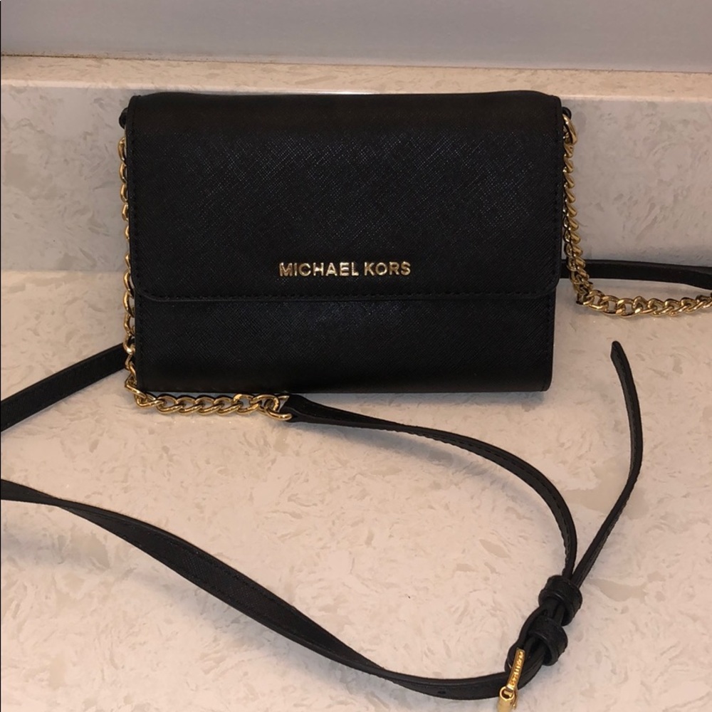 Michael Kors Jet Set Travel Crossbody